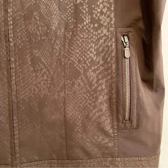 Additions by Chico’s Cocoa Brown Multi Zipper Lightweight Vest. Size 3.‎ - Picture 9 of 14